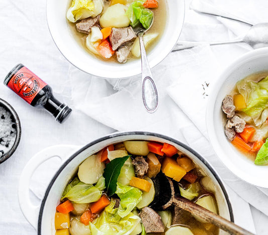 How To Cook Lamb Broth with Aromatic Roots