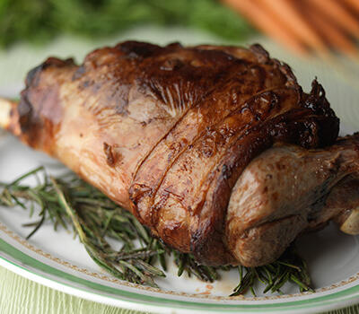 7hr Free Range Leg of Lamb with Garlic and Anchovies